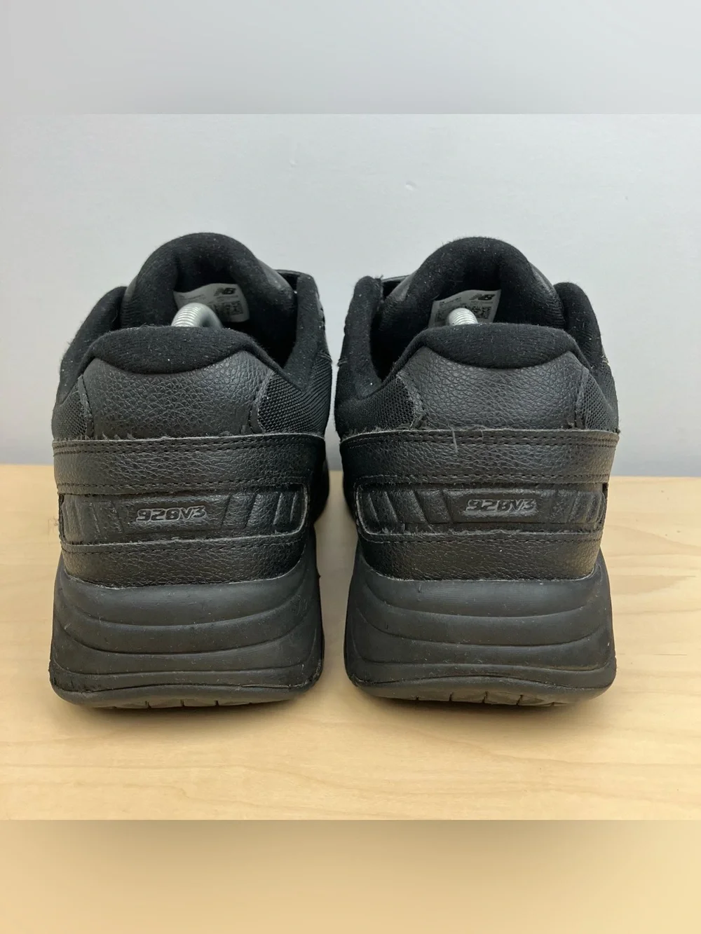 New Balance Men’s Size 9.5 6E (Extra Wide) 928v3 Black Leather Walking Shoes